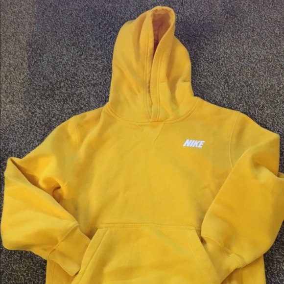 boys yellow nike hoodie